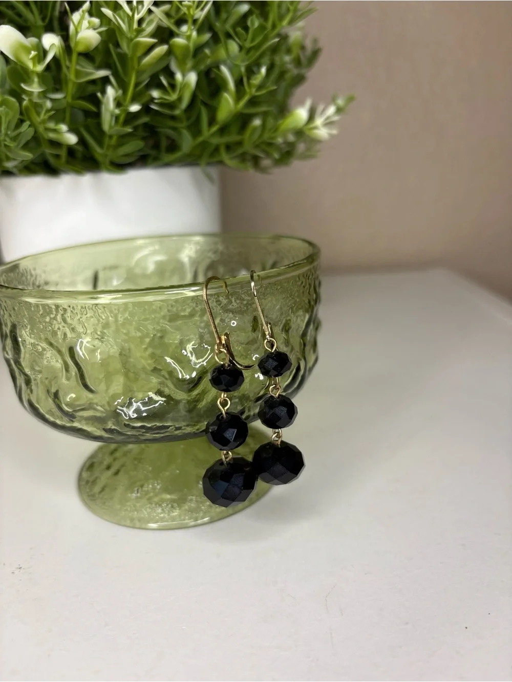 Vintage Black Faceted Bead Drop Earrings Gold Tone Leverback Triple Tier